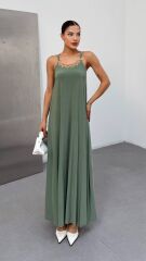 Kadın Omuz Askılı Kuş Gözü Zincir Detay Sandy Kumaş Maxi Boy Elbise