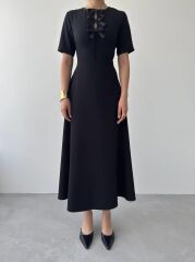 Wera Taşlı Fiyonk Detaylı Elbise