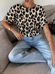 Kadın Kısa Kollu Bisiklet Yaka Arkadan Fiyonk Detaylı Leopar Süprem Bluz