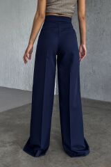Üç Düğme Detayli Palazzo Pantolon