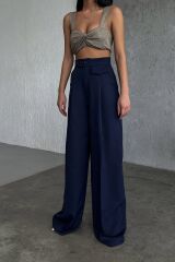 Üç Düğme Detayli Palazzo Pantolon