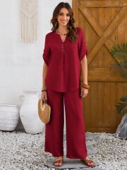 Kadın Kısa Kollu V Hakim Yaka Düğmeli Bürümcük Bluz Ve Pantolon Ikili Takım