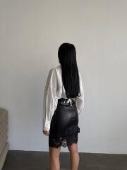 Kadın Yüksek Bel Etek Ucu Dantel Güpür Detay Mini Deri Etek