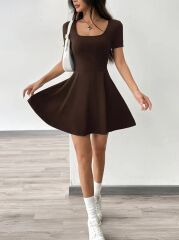 Kadın Kısa Kollu Kare Yaka Short Detaylı Cepli Dalgıç Elbise