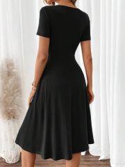 Kadın Kısa Kollu V Yakalı önden Düğmeli A Kesim Dokuma Elbise