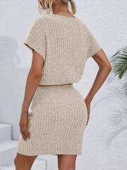 Kadın Kısa Kollu Yakası Açık Belden Lastikli Yandan Bağlamalı Kalın Fitilli Kaşkorse Elbise