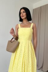 Sarı Askılı Aparatlı Brode Elbise