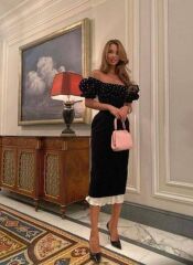 Kadın Dalgıç Kumaş Ince Aksesuarlı Elbise