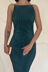 Zümrüt Piliseli Halter Boyun Elbise