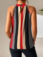 Kadın Yarım Balıkçı Yaka Kolsuz Mikro Bluz