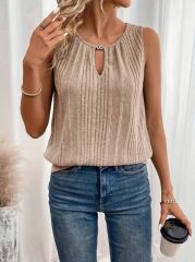 Kadın Sıfır Kollu Düğmeli Damla Yaka Detaylı Triko Bluz